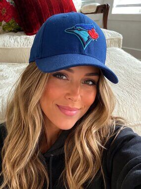 BLUE JAYS BASEBALL CAP ADULT SIZE (7.14)